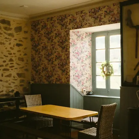 Hostel Baqueira - Refugi Rosta - Alanieve Salardú