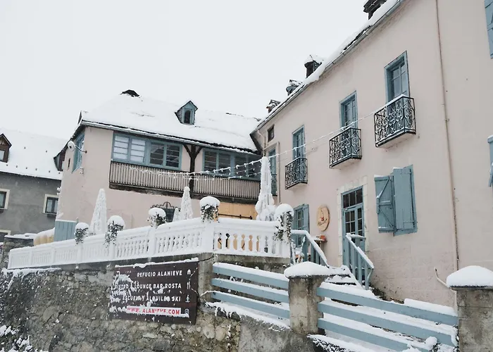 Hostel Baqueira - Refugi Rosta - Alanieve