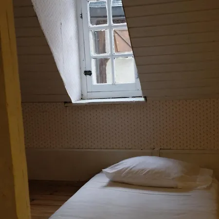 Hostel Baqueira - Refugi Rosta - Pyrenmuseu