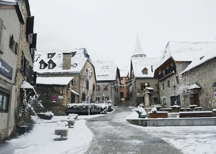 Hostel Baqueira - Refugi Rosta - Alanieve Salardú